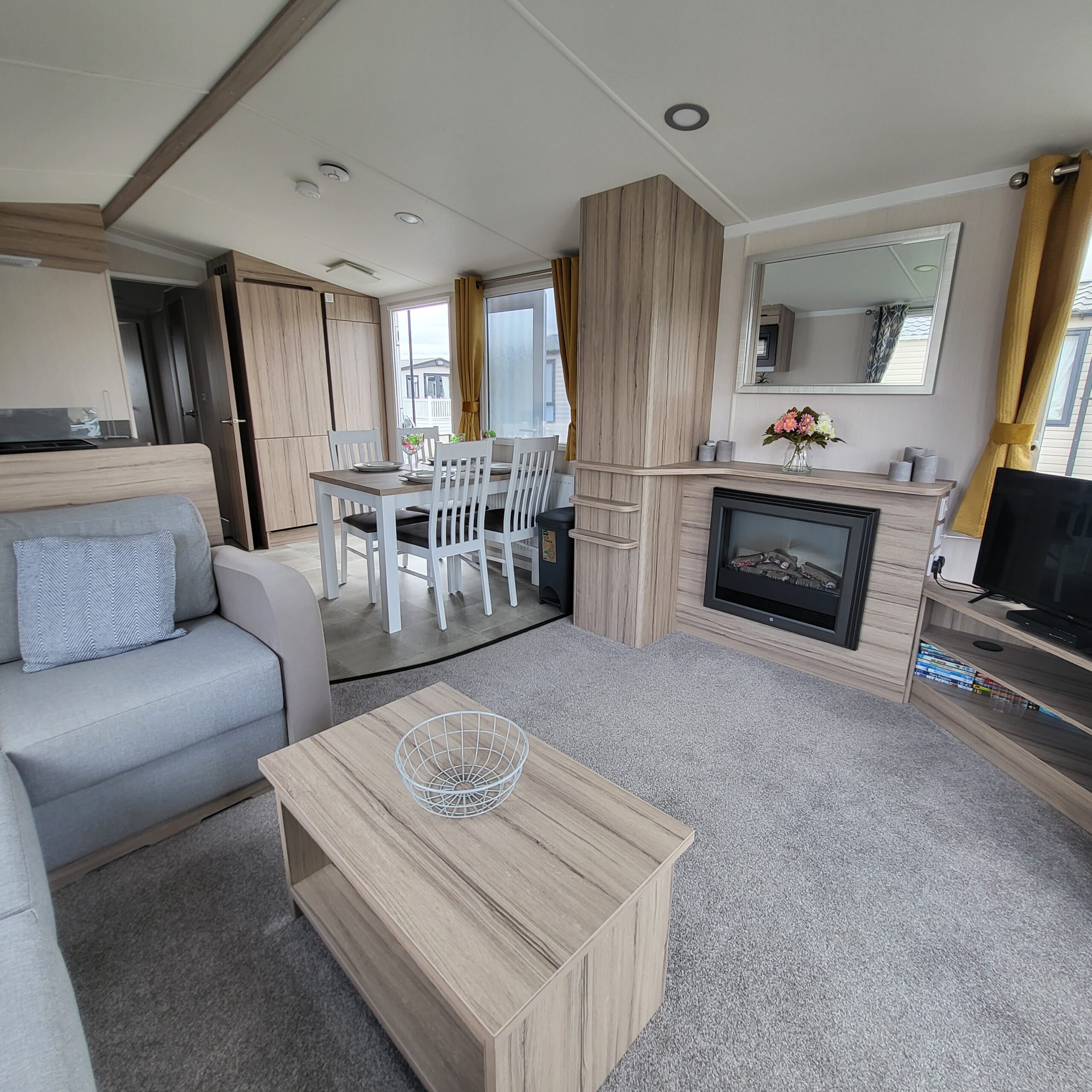 Gallery Image –  Cedarwood CW46 at Flamingo Land (Cedarwood)