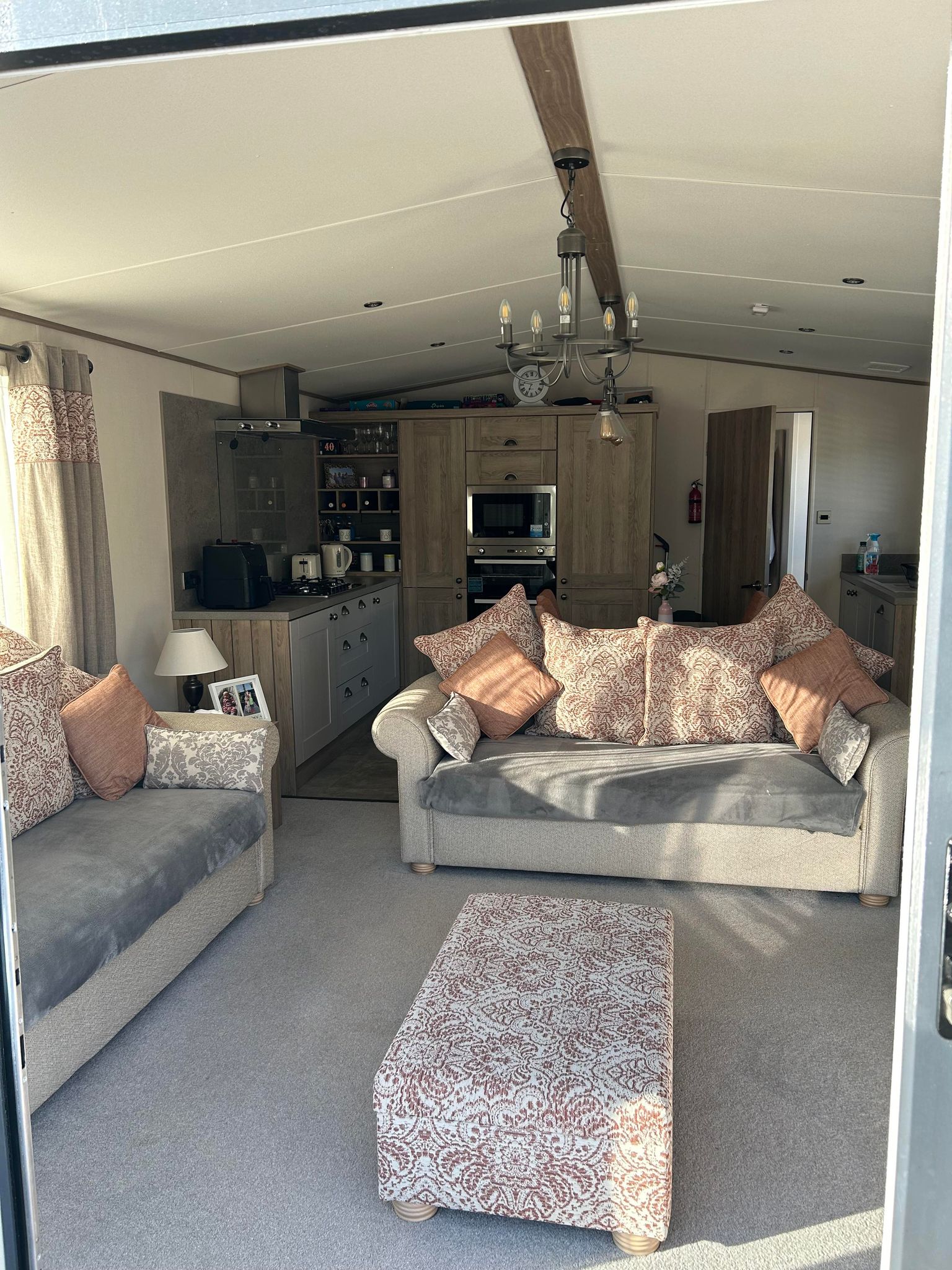 Gallery Image –  Cedarwood CW102 at Flamingo Land (Cedarwood)