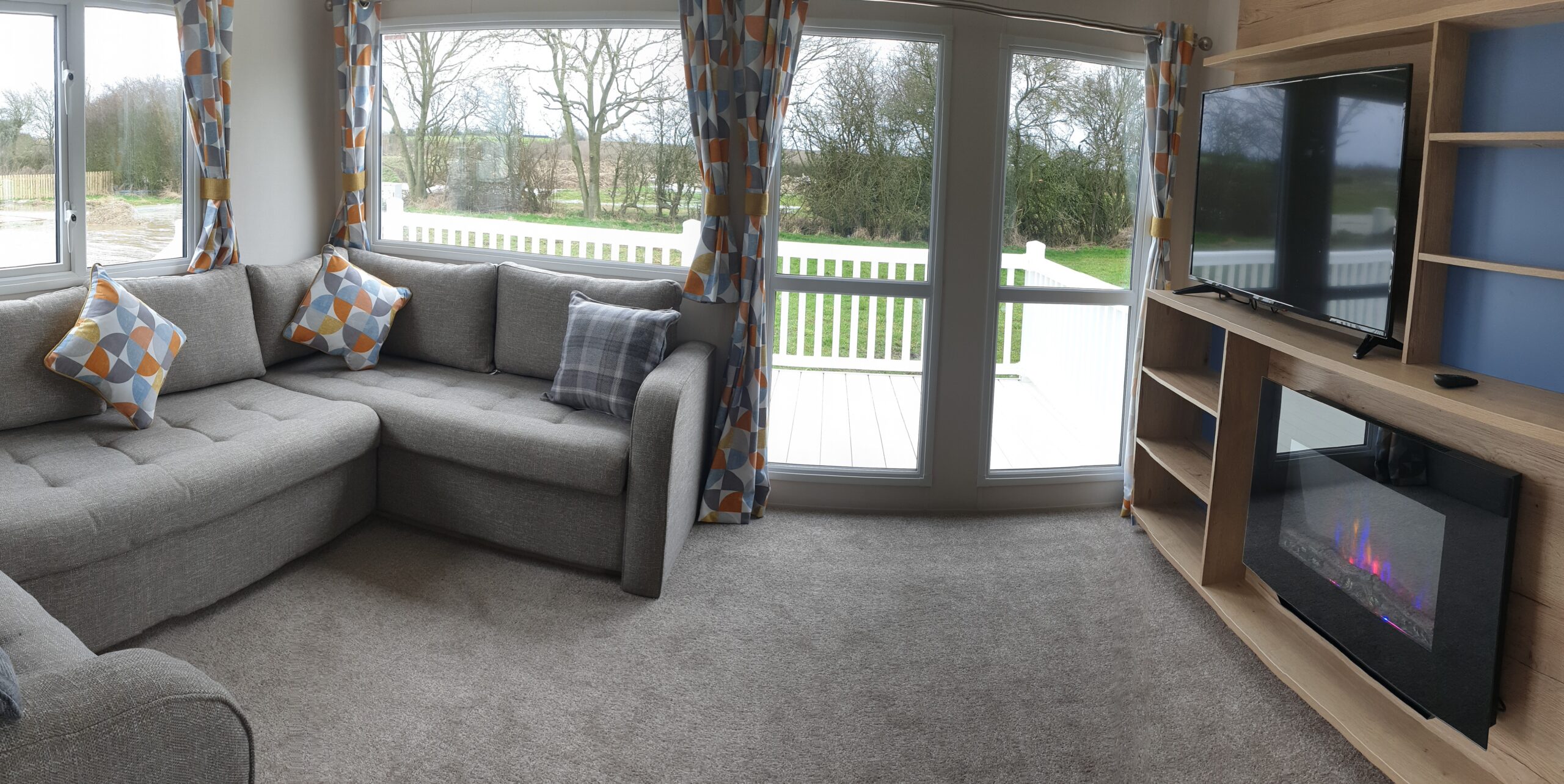 Gallery Image –  Cedarwood CW118 at Flamingo Land (Cedarwood)