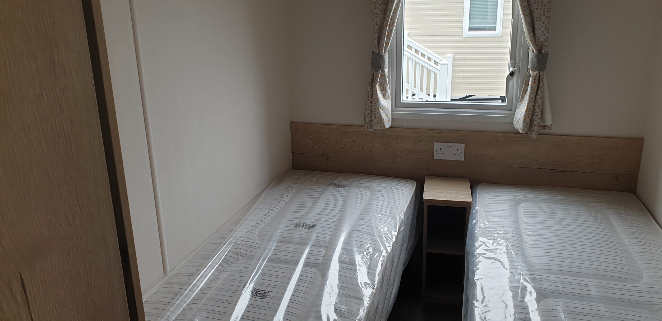 Gallery Image –  Cedarwood CW118 at Flamingo Land (Cedarwood)